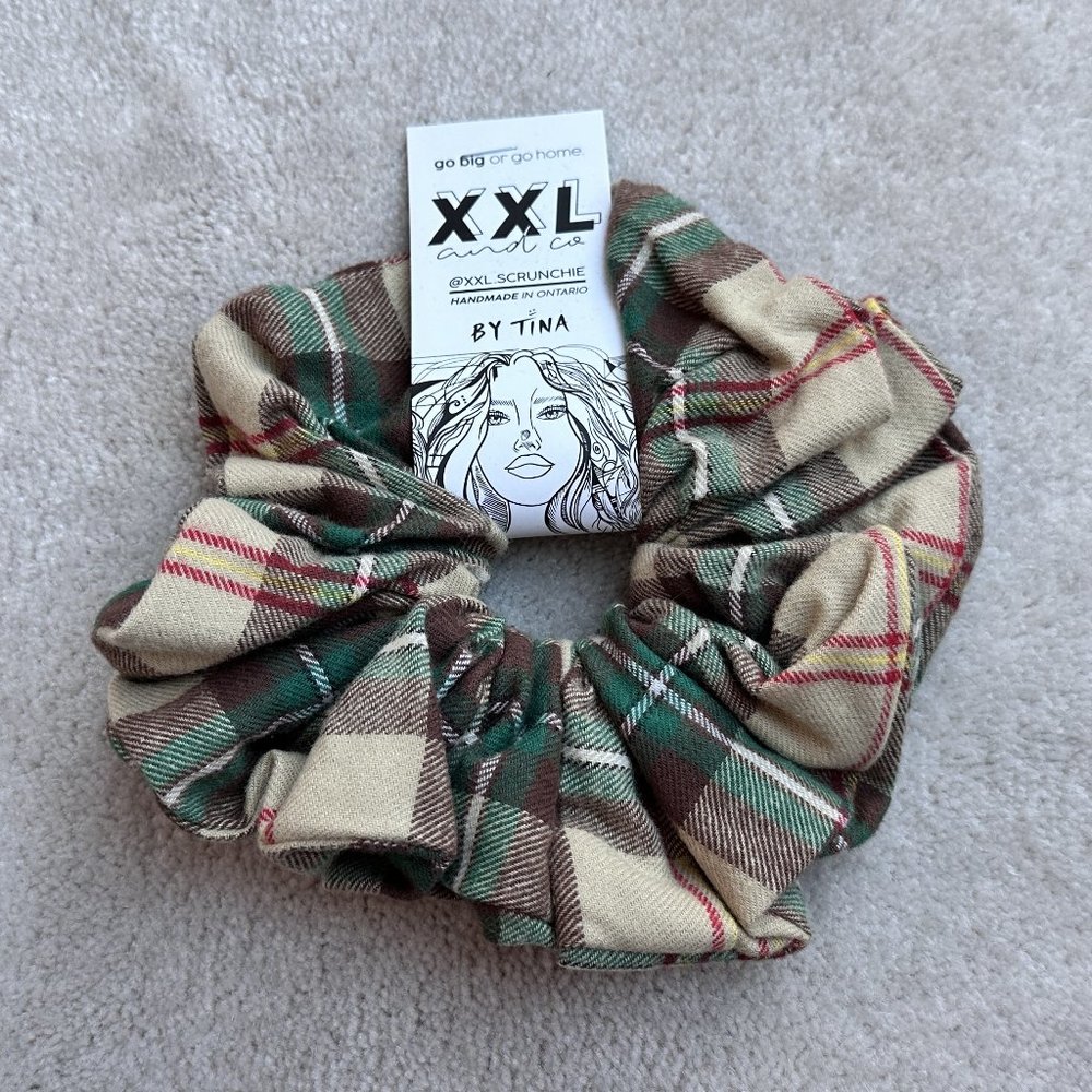 XXL Scrunchie Beige Plaid Oversized Scrunchie | Joey XXL